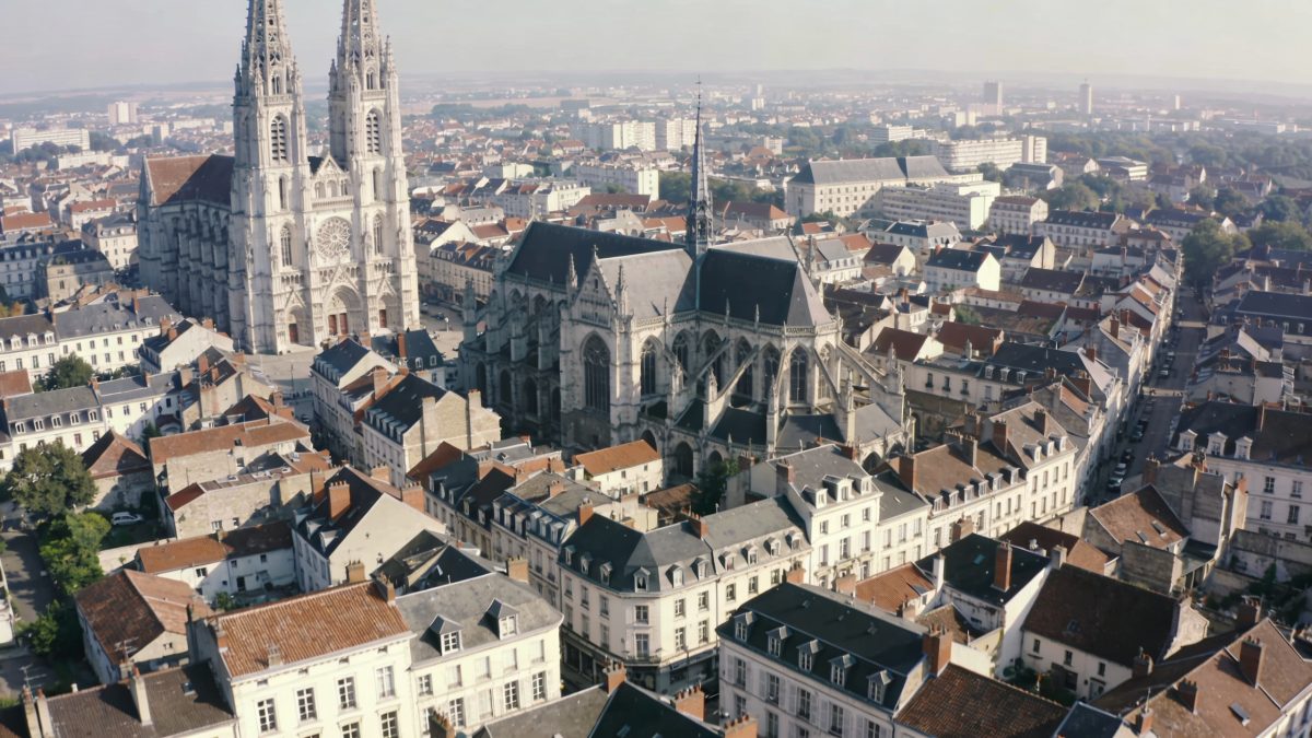 Combien d&rsquo;habitants compte Amiens et comment la population évolue-t-elle ?